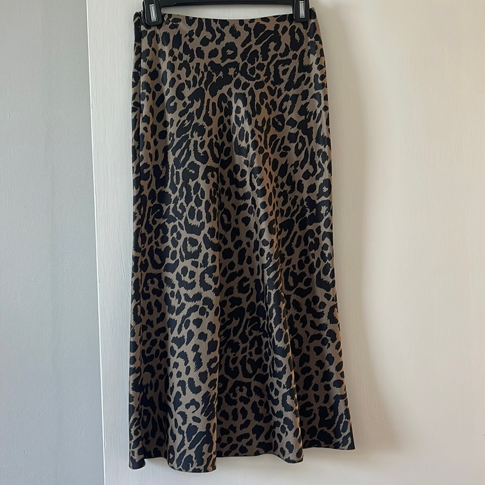 Leopard slip skirt